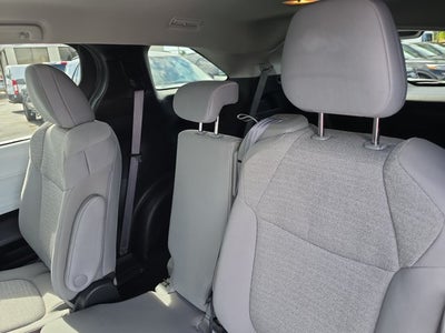 2025 Toyota Sienna LE 8 Passenger