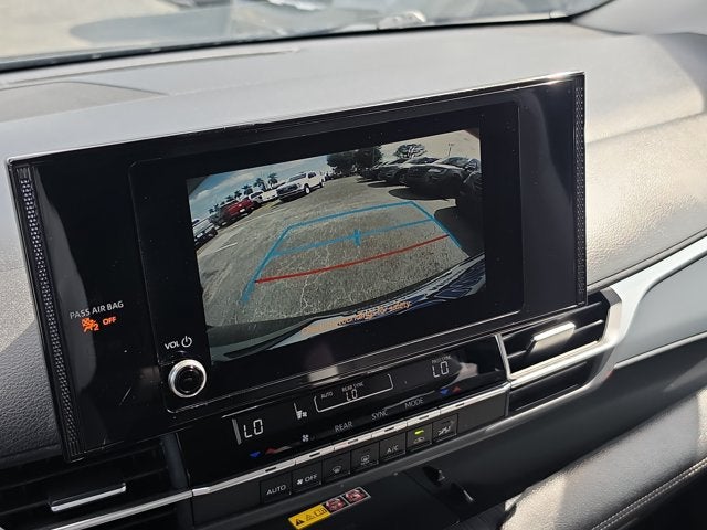 2025 Toyota Sienna LE 8 Passenger
