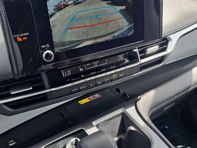 2025 Toyota Sienna LE 8 Passenger