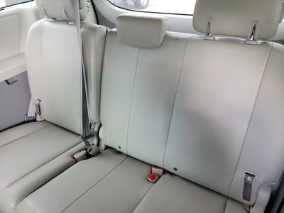 2014 Toyota Sienna XLE 8 Passenger