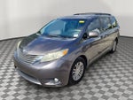 2014 Toyota Sienna XLE 8 Passenger