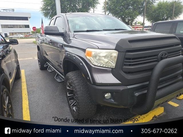 2016 Toyota Tundra SR5 4.6L Double Cab Standard Bed's photo