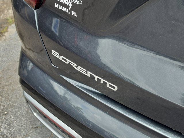2023 Kia Sorento S