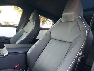 2024 Tesla Cybertruck Base