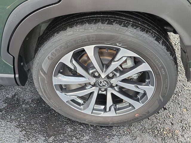 2023 Toyota Corolla Cross XLE