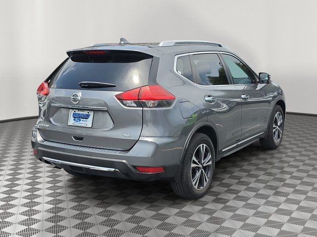 2017 Nissan Rogue SL