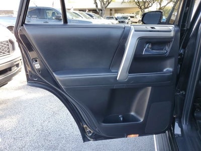 2020 Toyota 4Runner SR5