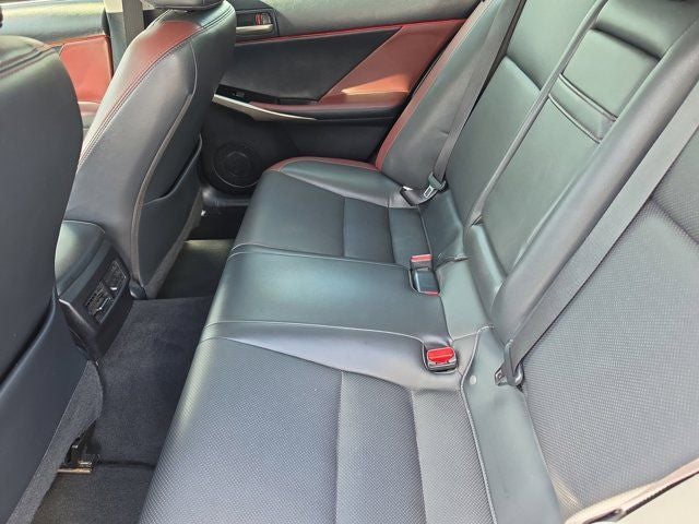 2017 Lexus IS 200t