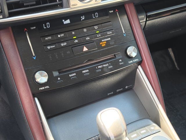 2017 Lexus IS 200t