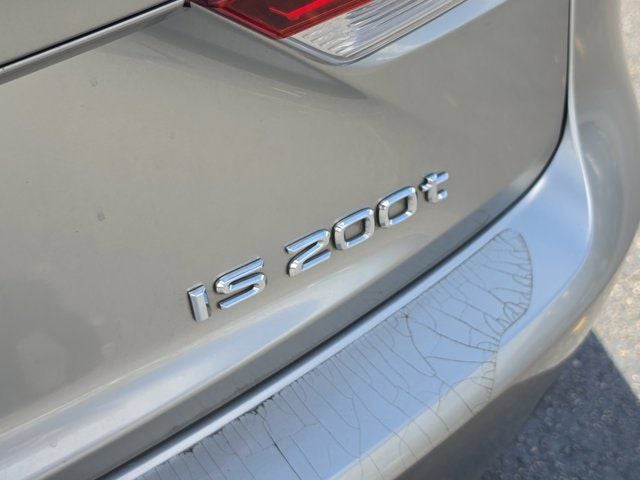 2017 Lexus IS 200t