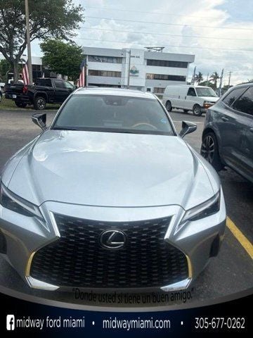 2024 Lexus IS 300