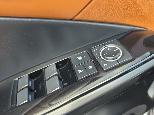 2024 Lexus IS 300
