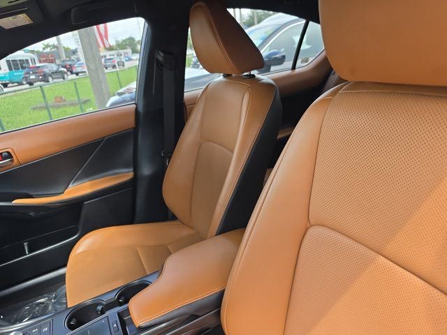 2024 Lexus IS 300