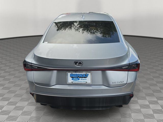 2024 Lexus IS 300
