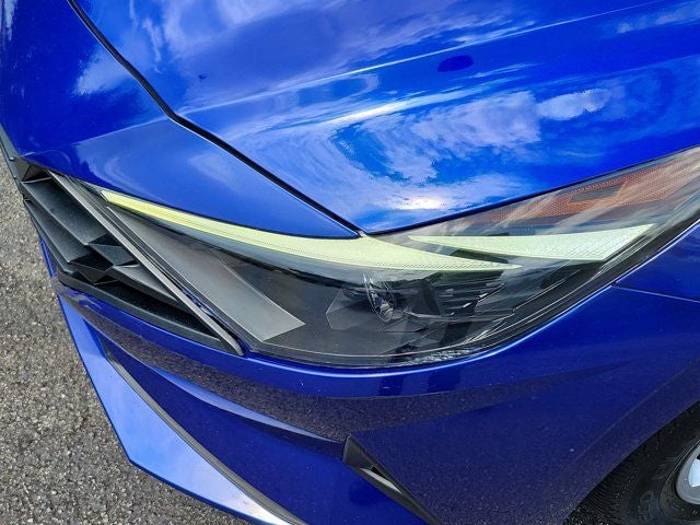 2021 Hyundai Elantra SE