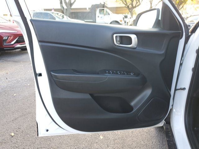 2023 Hyundai Venue SE