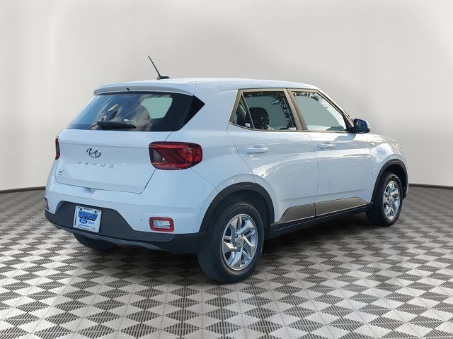 2023 Hyundai Venue SE