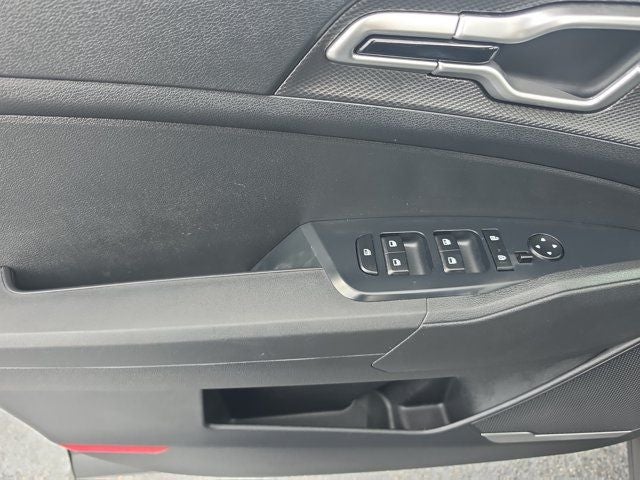 2024 Kia Sportage Hybrid LX