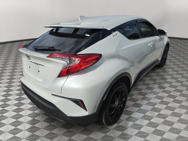 2020 Toyota C-HR LE