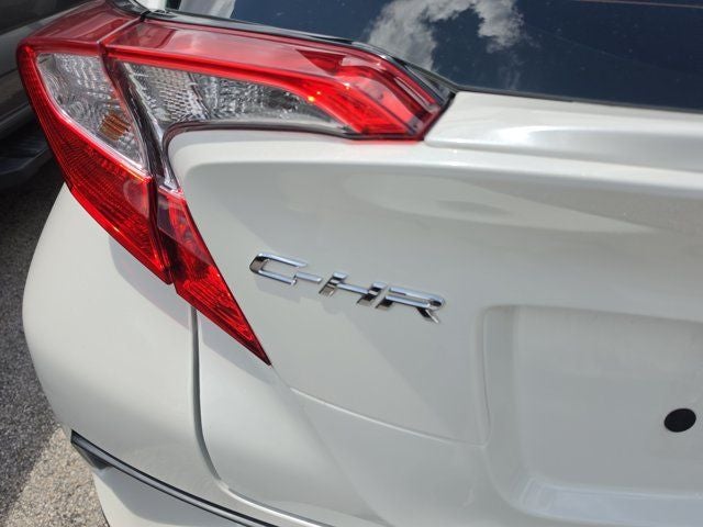 2020 Toyota C-HR LE