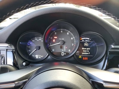 2024 Porsche Macan Base