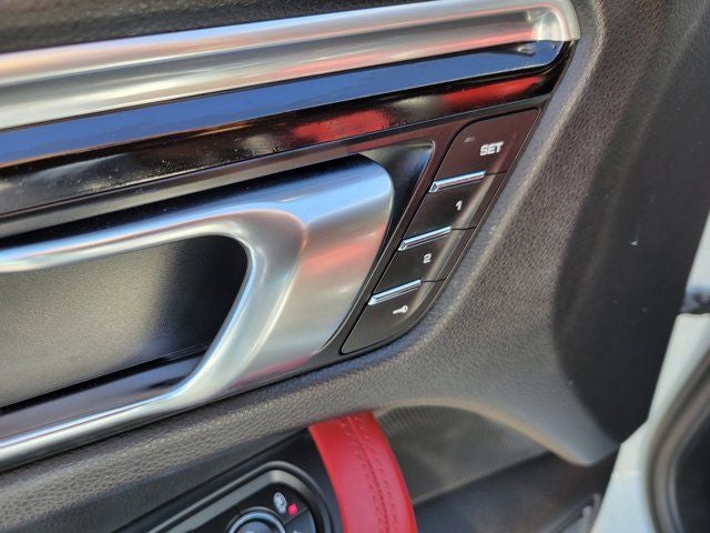 2021 Porsche Macan S