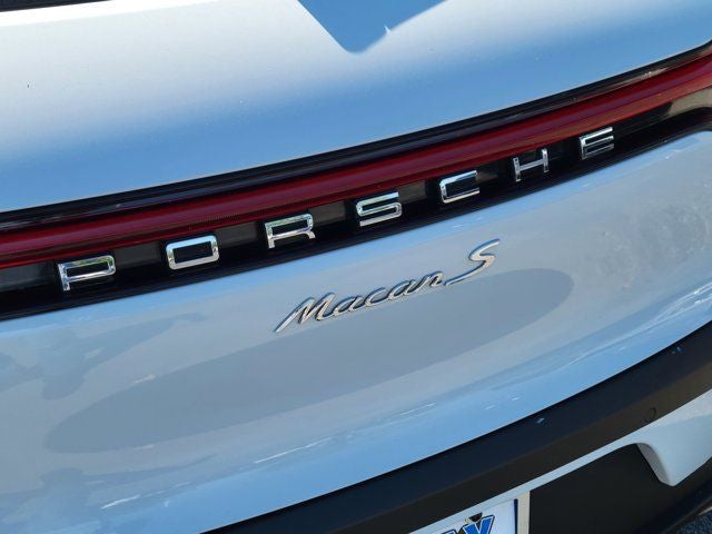 2021 Porsche Macan S