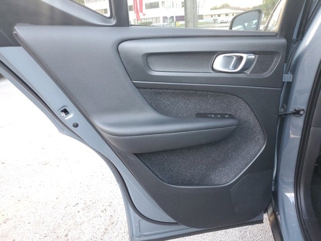 2021 Volvo XC40 Momentum