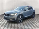 2021 Volvo XC40 Momentum